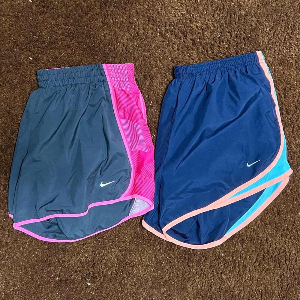 Nike dri fit athletic shorts (2)